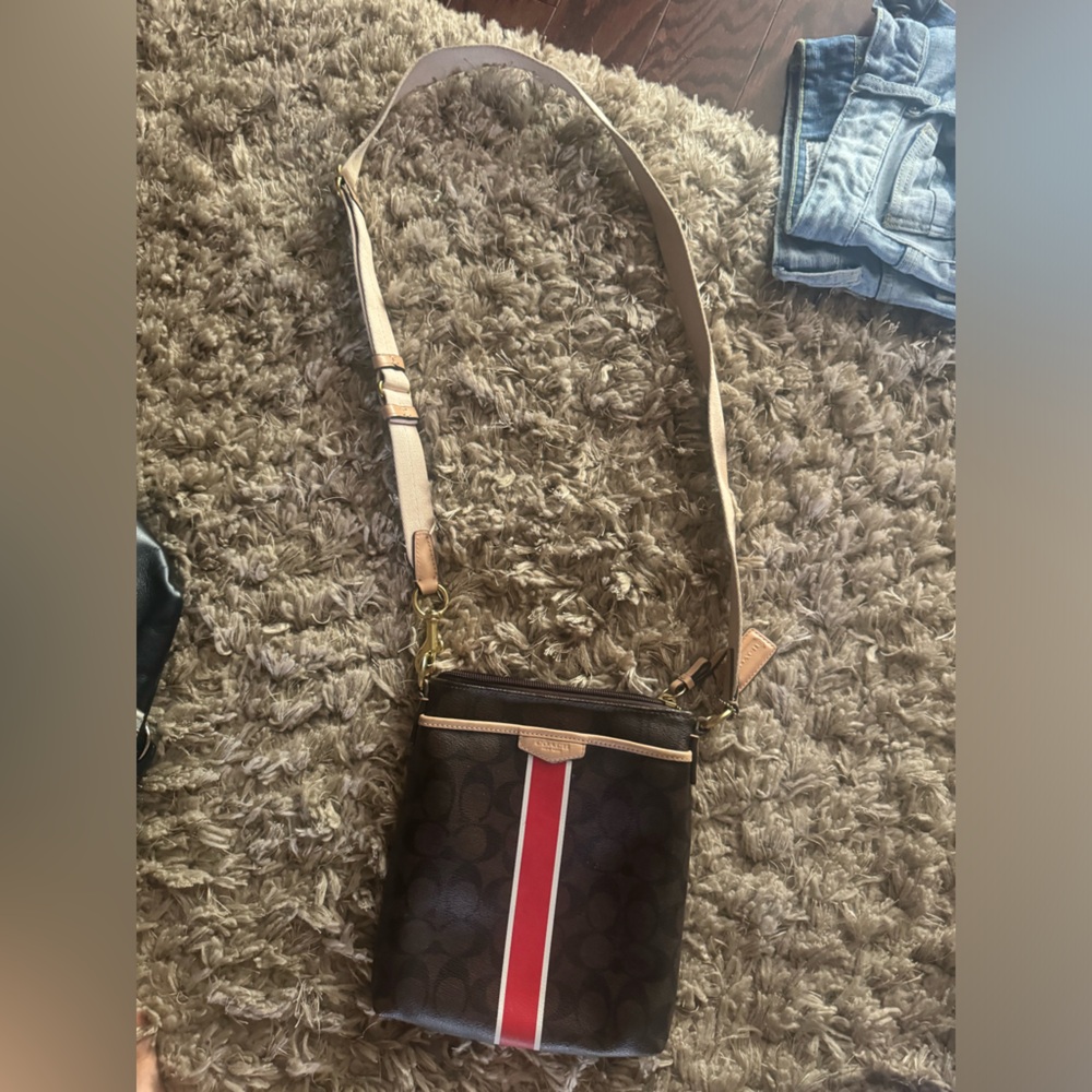 Coach cross over bag